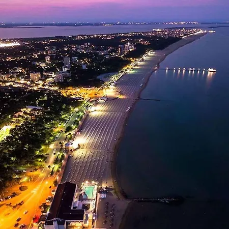 شقة Well Equipped In Bibione-beahost